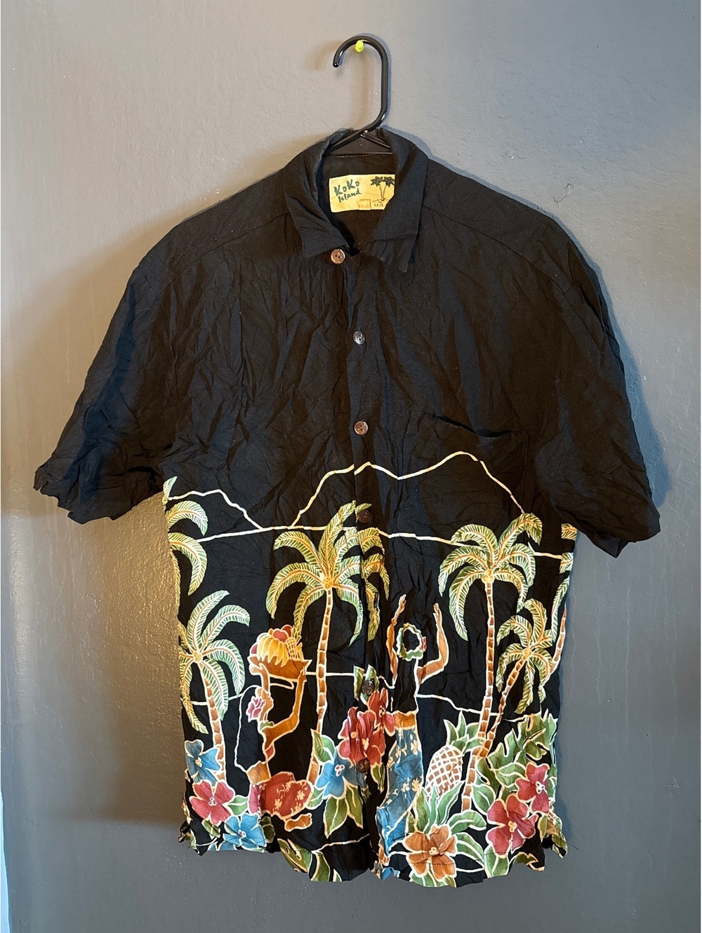 Koko Island Vintage Black Hawaiian Cotton Button-Up Shirt